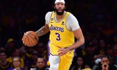 开云官网:NBA季前赛：浓眉砍35分 湖人加时逆转太阳